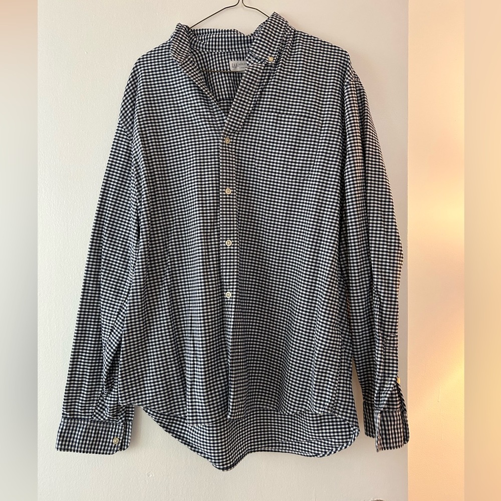 GAP men’s button down shirt, checkered, size large